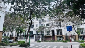 bán nhà liền kề hud vân canh 180m², mặt tiền 7.5m, vỉa hè ô tô, view công viên, 25.5 tỷ tl