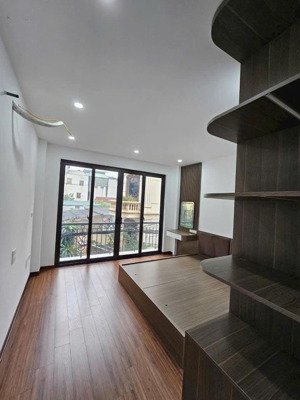 bán nhà trung tâm đống đa ngõ phan văn trị, gần quốc tử giám cát linh