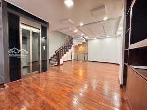 kim giang ngõ ô tô, 51m2 6tầng thang máy mt5mét, 14.2tỷ, nhà mới thiết kế hiện đại, ô tô đỗ cửa.