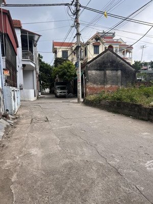 chính chủ bán lô đất 60m2 thôn chằm, bình minh vuông vắn giá 3,4 tỷ đầu tư sinh lời cao