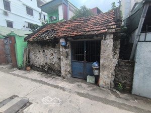 chỉ hơn 130tr/m2 đất oto 7 chỗ vào đất sổ a4 phố thạch bàn 94m2 mtien 6m.không lỗi phong thuỷ