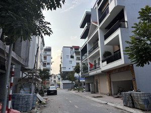 hiếm bán lô đất góc 3 mặt thoáng khu tái định cư đầm nấm ngay hồ công viên khai sơn 75m2 giá 350tr