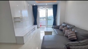 cho thuê căn hộ chung cư full nội thất, chỉ xách vali vào ở