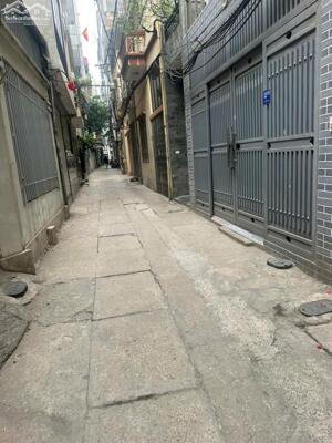 Bán nhà lô góc 44m2 x 5T giá 13ty ngõ 21 Nguyễn Văn Huyên, 165 Dương Quảng Hàm 0382276666