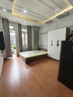 trọ bình thạnh gần chợ bà chiểu, ngã tư phú nhuận ban công thoáng 32m2 phan đăng lưu bình thạnh