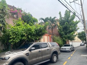 hẻm xe hơi thẳng trục lê văn khương - ngay văn phòng công chứng - 4.5x13m - 4 tầng - giá chỉ 5.95 ỷ