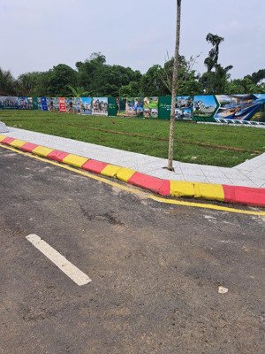 chỉ 500 triệu sỡ hữu ngay lô đất thị trấn ba hàng đồi, lạc thủy, hòa bình, 80m full thổ cư sổ sẵn