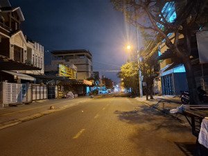 siêu phẩm trung tâm, 94m2, trục kinh doanh đông đúc, sổ vuông giá tốt mặt tiền kỳ đồng 8.55 tỷ.