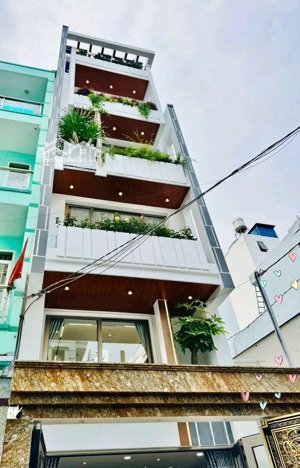 siêu phẩm quận1, giá 5tỷ250/92,5m2, đường oto trần khánh dư, cho thuê 35tr, gần trung tâm y tế q.1