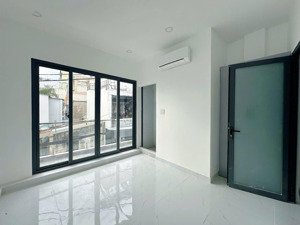 nhà mặt tiền gò vấp - giá 4.7 tỷ - xây 3 tấm - vị trí kinh doanh buôn bán ok.