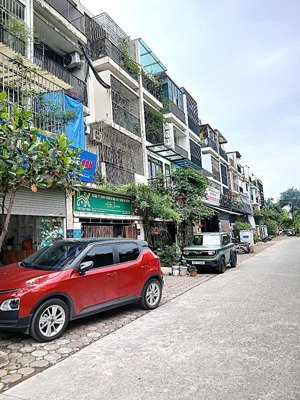 giá sốc! nhà lk nguyễn văn giáp (gần svđ mỹ đình) 65m2 - 4t - ô tô - vỉa hè kd - 18,4 tỷ