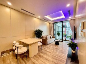 mời thuê căn hộ 2pn 2wc 65m2 đủ đồ view hồ toà r3 onsen ecopark.hl ạ