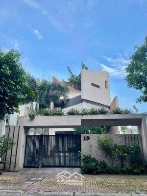 bán biệt thự hiệp thành 3 - đối diện công viên và trường petrusky: 10,8x30 thổ cư full