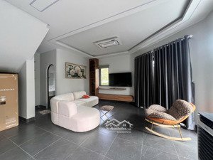 nhà biệt thự cho thuê tại waterpoint