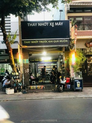 nhà bán đường mặt tiền gò dầu, cấp 4, 4m x 37m, giá 20 tỷ