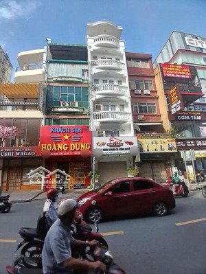 bán khách sạn mặt tiền sư vạn hạnh quận 10 - 72m2 - 5 tầng - 37.5 tỷ - vị trí ngã tư vàng