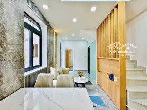 chính chủ bán gấp nhà trịnh đình trọng, tân phú. giá 2,7 tỷ, dt 60m2, lh như , hẻm 4m