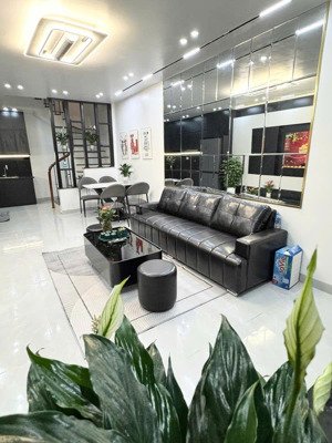 nhà chuẩn! vương thừa vũ 44m2, 4 tầng, ngõ thông ô tô tải qua, gần ngã tư sở giá 8,25 tỷ