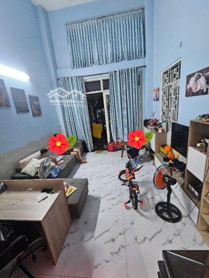 bình tân, ngay an lạc, 2 tầng, 5x14m, hẻm ô tô. giá nhỉnh 4 tỷ