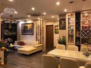 giá tốt. căn 2n 2vs 72m2. cc mhdi hoàng quốc việt. sổ đỏ, tầng đẹp. chỉ 7 tỷ 75. lh: 