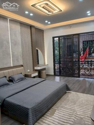 Bán nhà Kim Giang phân lô xây mới hiện đại 7 tầng thang máy ô tô vào nhà 40m giá 15.25 tỷ .