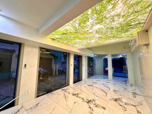 cho thuê nhà góc 2 mt ni sư huỳnh liên 60m² (ngang 4m, dài 15m) 5 lầu thang máy - giá 45tr/th