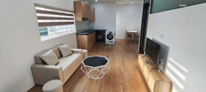 chính chủ cho thuê 3 ngủ 1 khách, phòng mới, rộng hơn 70m2, 16 triệu, có thương lượng giá