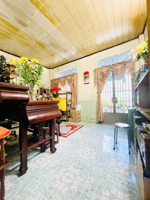 nhà đẹp 3 tầng tân phú hẻm ô tô. gần đầm sen. giá tốt