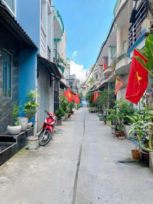 ngay emart gò vấp - phan huy ích - 52.5m2 - ngang 5.6m.