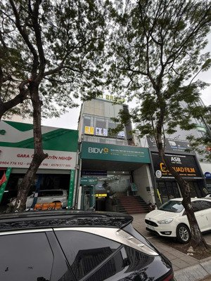 bán nhà mặt phố cầu giấy khúc thừa dụ, diện tích 173,7m², đang kinh doanh dòng tiền với mt 8m