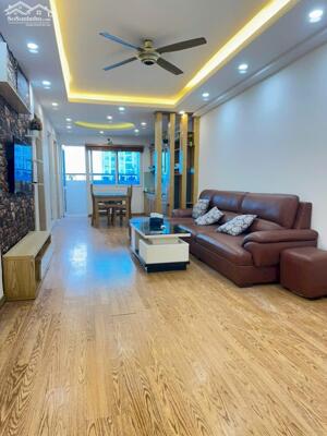 Bán chung cư Sài Đồng-Long Biên-75m 2n1wc-full nội thất-sẵn sổ đỏ-giá bán 4.5 tỷ (thương lượng)