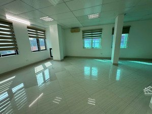 cho thuê văn phòng tại nguyễn xiển, vị trí đẹp, đường ô tô đỗ, sàn 50 m2