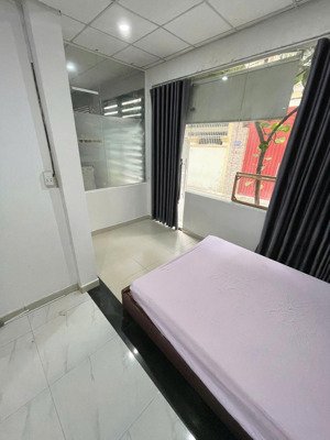 căn hộ dịch vụ p2 tân bình. ngay sân bay tsn, 3 triệu/tháng. lối đi riêng ko chung chủ