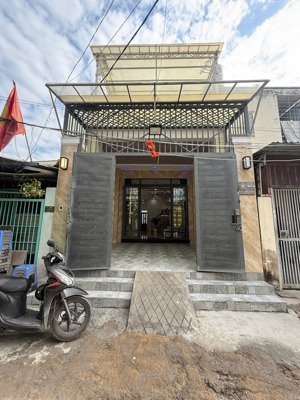 nhà 87.6m2 có phòng ngủ trệt dt to 4.5 x 20m quá rẻ chỉ 4.75 tỷ