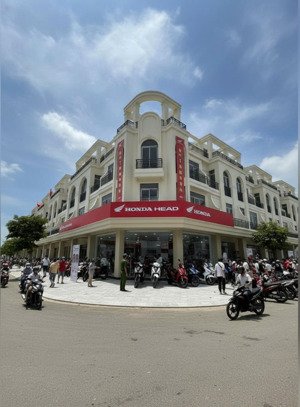 giảm hơn 200 triệu, bán lô đất 80m2 gần chợ, trường học. mua ở, đầu tư, tích sản. lh: 