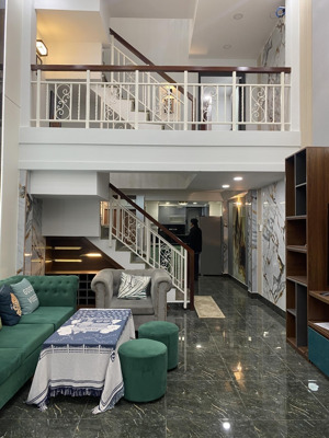 nhà mới nguyễn oanh, p17 - ngay ngã 5 chuồng chó dọn vào ở ngay dt 54m2 giá 6tỷ9 tặng full nội thất