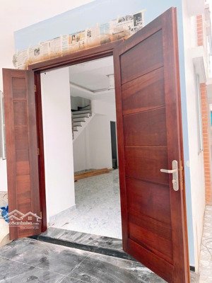 bán nhà phố sun casa hòa phú căn gốc giữa hiếm dt 7x16 hoàn thiện cơ bản giá 3.9 tỷ