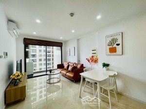 bán căn hộ 165 thái hà view hồ thành công 85m2 2 phòng ngủ rộng 8 tỷ nhỉnh liên hệ 