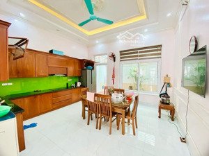 bán biệt thự kđt louis v đại mỗ vip 5 tầng - view vườn hoa giá 32 tỷ.