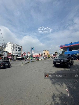 chính chủ bán 2 lô liền kề, đối diện chợ tnp a,ngang hơn 8m, xây trọ và căn hộ dịch vụ cho thuê q9