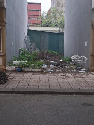 bán đất mặt chợ như quỳnh center kinh doanh đỉnh cao, bất chấp mọi mặt hàng