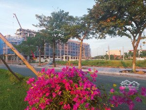 đất nền cạnh sun bắc ninh 2,4 tỷ. đã có sổ đỏ. 115m2.