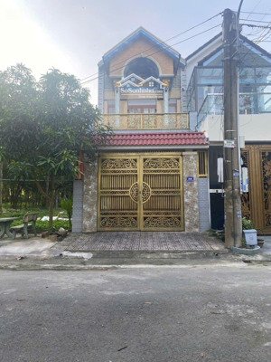 bán nhà khu dân biconsi dĩ an. hạ giá 100 tr chốt trong tuần nhà lầu trệt tân đông hiệp dĩ an