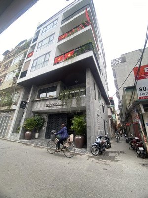 víp lô góc tây hồ 3 mặt tiền thoáng ôtô - gara 2 xe 7c - mỗi tầng 2 căn hộ đẹp