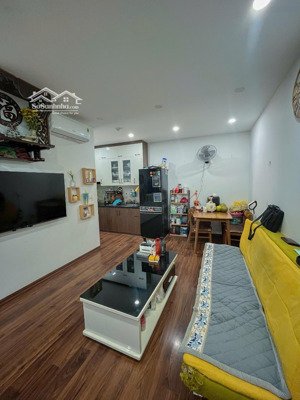 chính chủ bán căn hộ 2n1vs 54m² chung cư chân cầu nhật tân