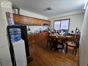 cho thuê chung cư 102 Thái Thịnh, 146m, 3 phòng ngủ, đồ cơ bản