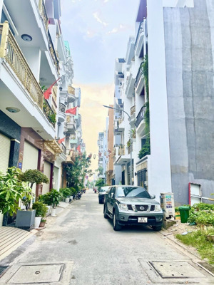 khu vip biệt thự kdc vĩnh lộc hàng hiếm xe hơi ngủ trong nhà đường trước nhà rộng rãi