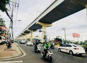 bán dãy trọ ngay metro ngang lớn 8.3m 140m2 gần đặng văn bi