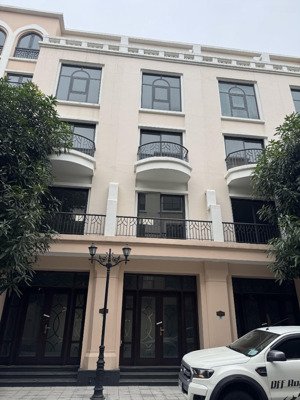 cần bán căn lk cọ xanh 48m2, có sổ, giá rẻ nhất vinhomes ocean park 2