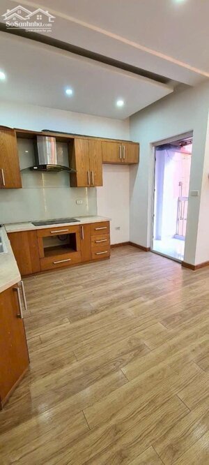 cho thuê chung cư N03 Trần Quý Kiên, 80m 2 phòng ngủ, đồ cơ bản 9 triệu/tháng